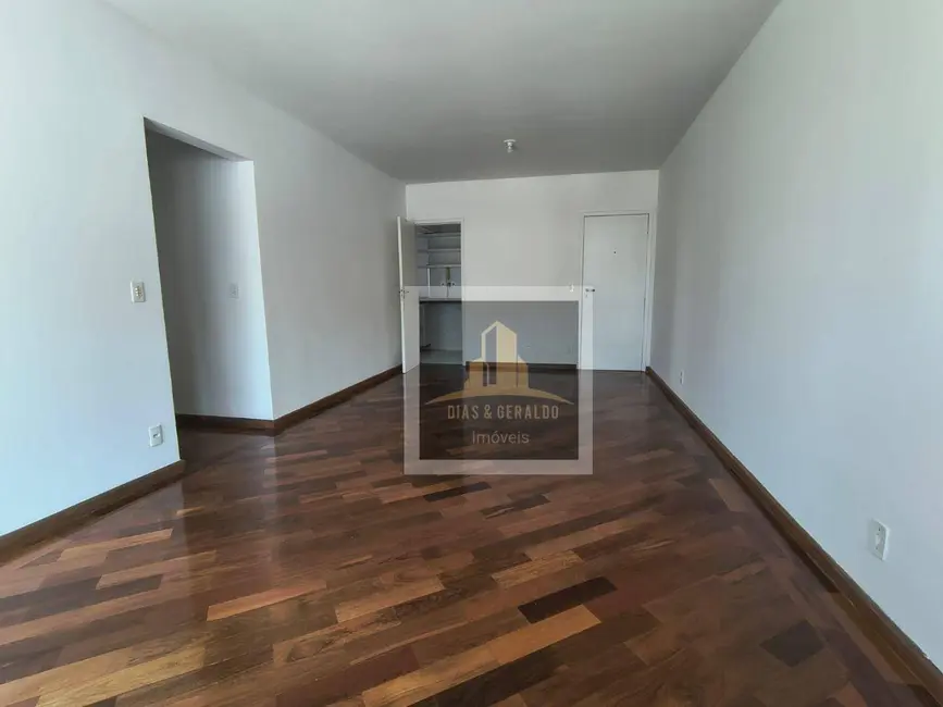 Foto 1 de Apartamento com 3 quartos para alugar, 113m2 em Sao Jose Dos Campos - SP