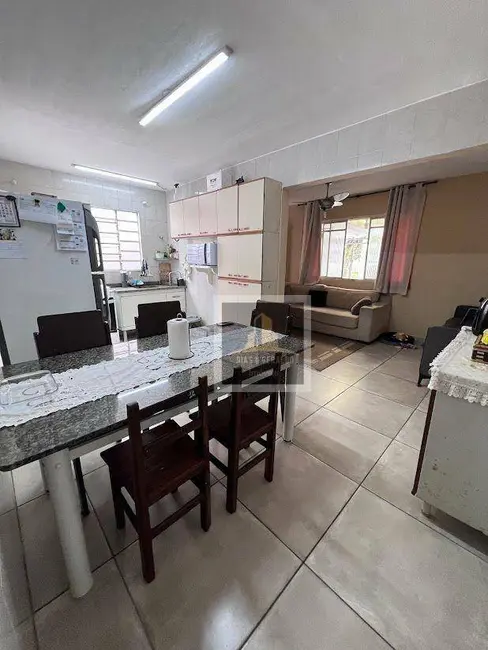 Foto 3 de Casa com 5 quartos à venda, 151m2 em Sao Jose Dos Campos - SP