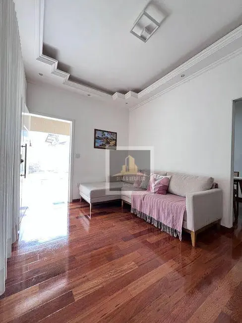 Foto 2 de Casa com 3 quartos para alugar, 280m2 em Residencial Santa Paula, Jacarei - SP