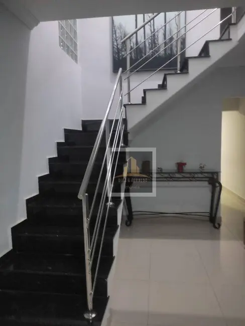 Sobrado com 4 quartos à venda, 125m2 em Sao Jose Dos Campos - SP - imagem 7 Foto 7 de Sobrado com 4 quartos à venda, 125m2 em Sao Jose Dos Campos - SP