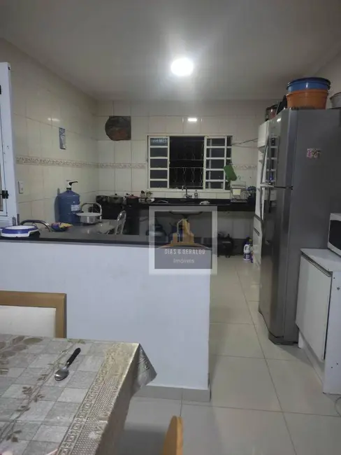 Sobrado com 4 quartos à venda, 125m2 em Sao Jose Dos Campos - SP - imagem 5 Foto 5 de Sobrado com 4 quartos à venda, 125m2 em Sao Jose Dos Campos - SP