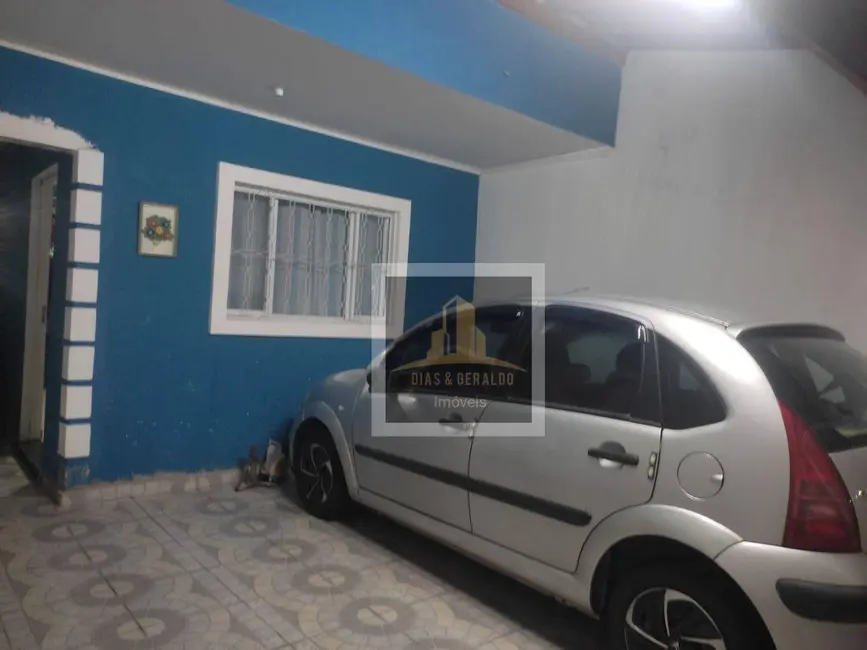 Sobrado com 4 quartos à venda, 125m2 em Sao Jose Dos Campos - SP - imagem 1 Foto 1 de Sobrado com 4 quartos à venda, 125m2 em Sao Jose Dos Campos - SP