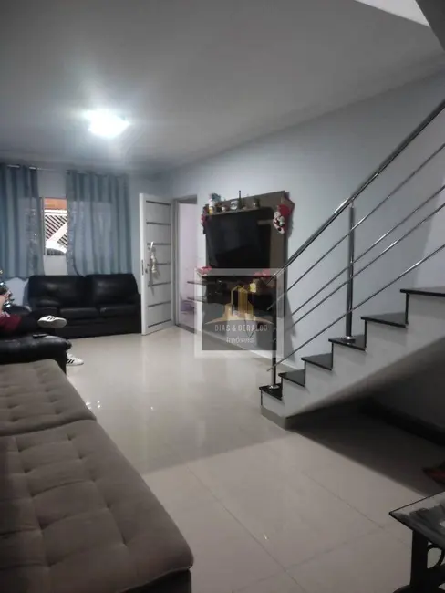 Sobrado com 4 quartos à venda, 125m2 em Sao Jose Dos Campos - SP - imagem 2 Foto 2 de Sobrado com 4 quartos à venda, 125m2 em Sao Jose Dos Campos - SP
