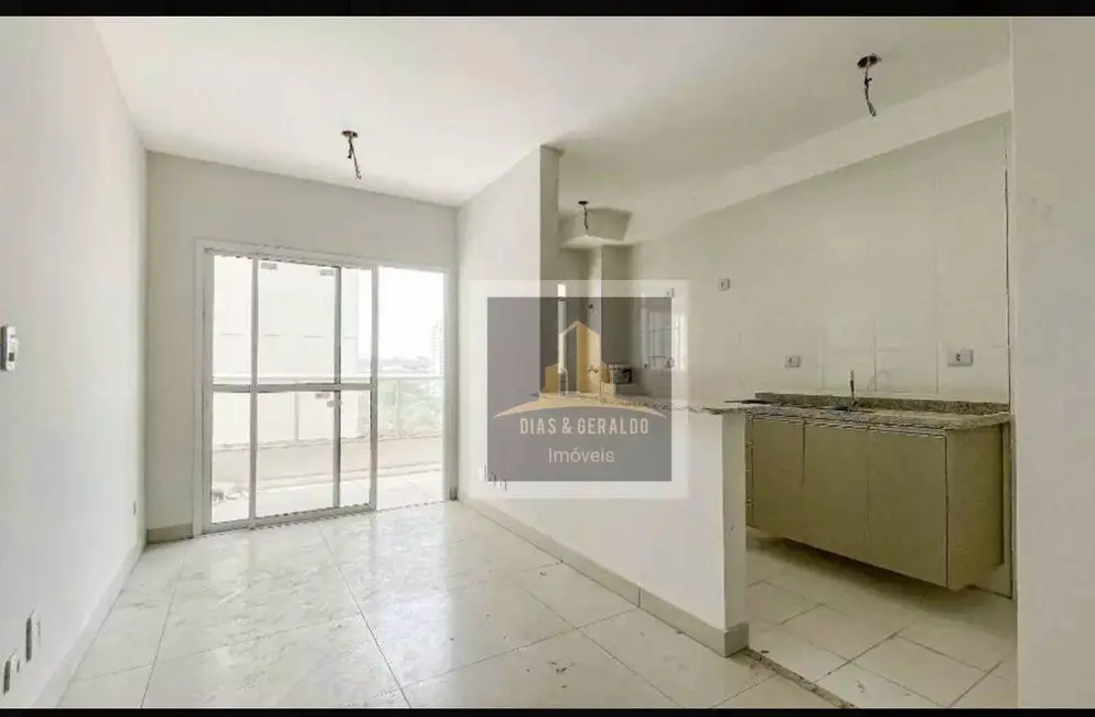 Foto 2 de Apartamento com 2 quartos para alugar, 70m2 em Jardim Califórnia, Jacarei - SP