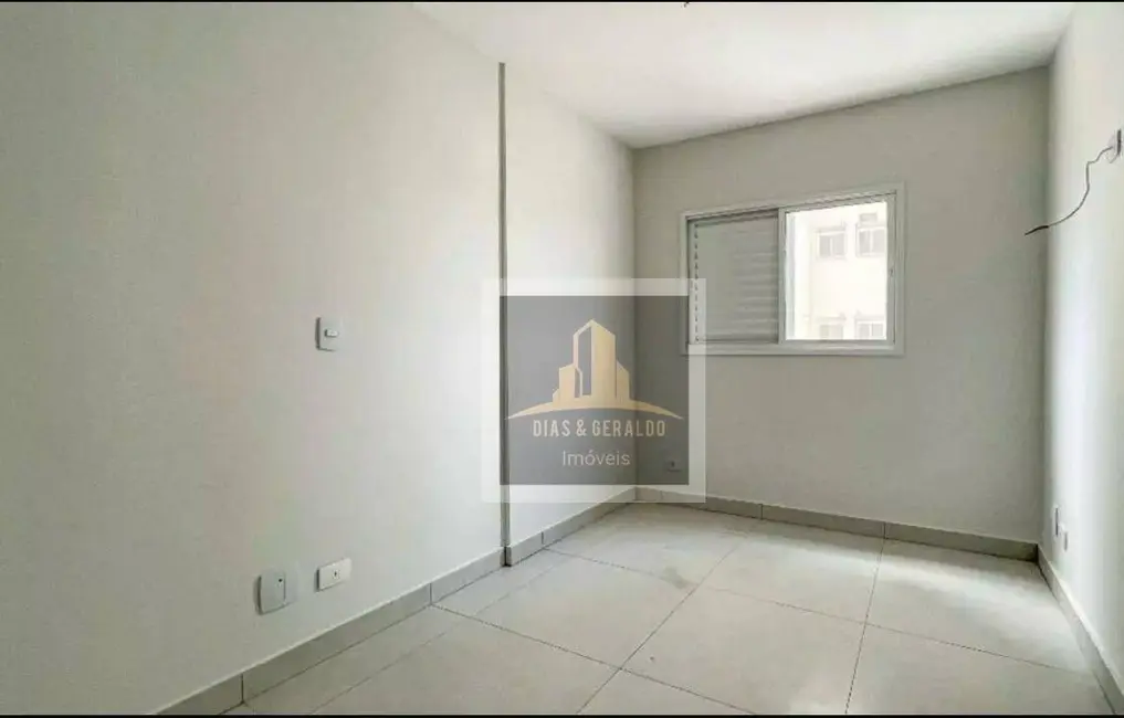 Foto 6 de Apartamento com 2 quartos para alugar, 70m2 em Jardim Califórnia, Jacarei - SP