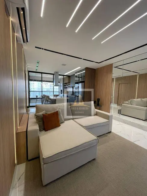Foto 3 de Apartamento com 3 quartos à venda, 97m2 em Jacarei - SP