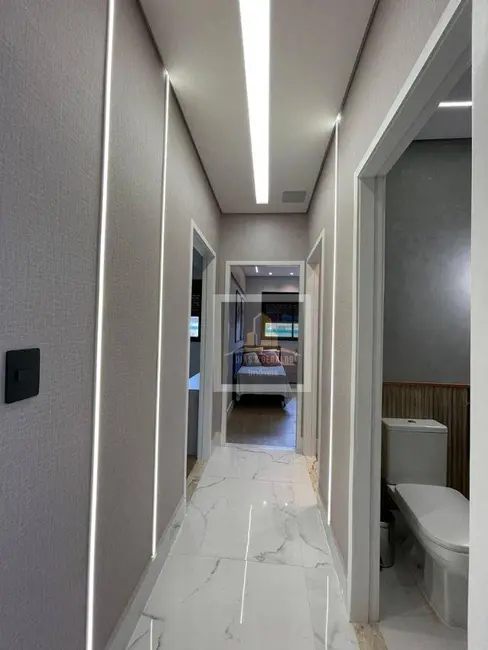Foto 9 de Apartamento com 3 quartos à venda, 97m2 em Jacarei - SP