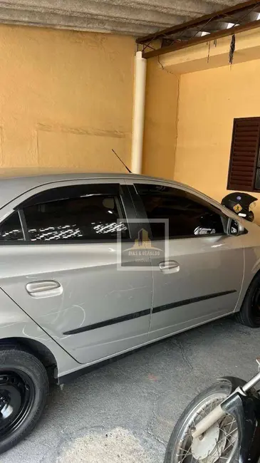 Foto 2 de Casa com 2 quartos à venda, 150m2 em Sao Jose Dos Campos - SP