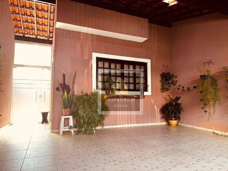 Foto 2 de Sobrado com 3 quartos à venda, 150m2 em Sao Jose Dos Campos - SP