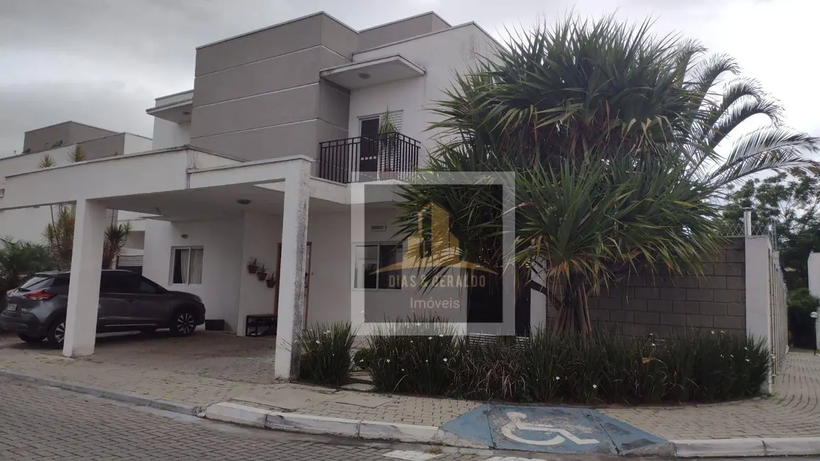 Sobrado com 3 quartos à venda, 392m2 em Vila Areao, Taubate - SP - imagem 1 Foto 1 de Sobrado com 3 quartos à venda, 392m2 em Vila Areao, Taubate - SP