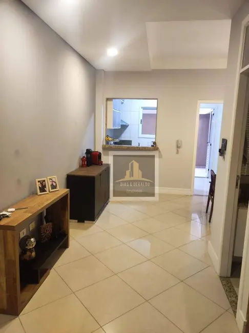 Sobrado com 3 quartos à venda, 147m2 em Sao Jose Dos Campos - SP - imagem 6 Foto 6 de Sobrado com 3 quartos à venda, 147m2 em Sao Jose Dos Campos - SP