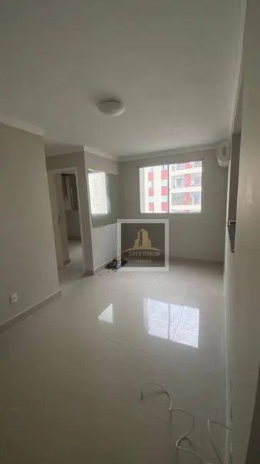 Foto 2 de Apartamento com 2 quartos à venda, 45m2 em Sao Jose Dos Campos - SP
