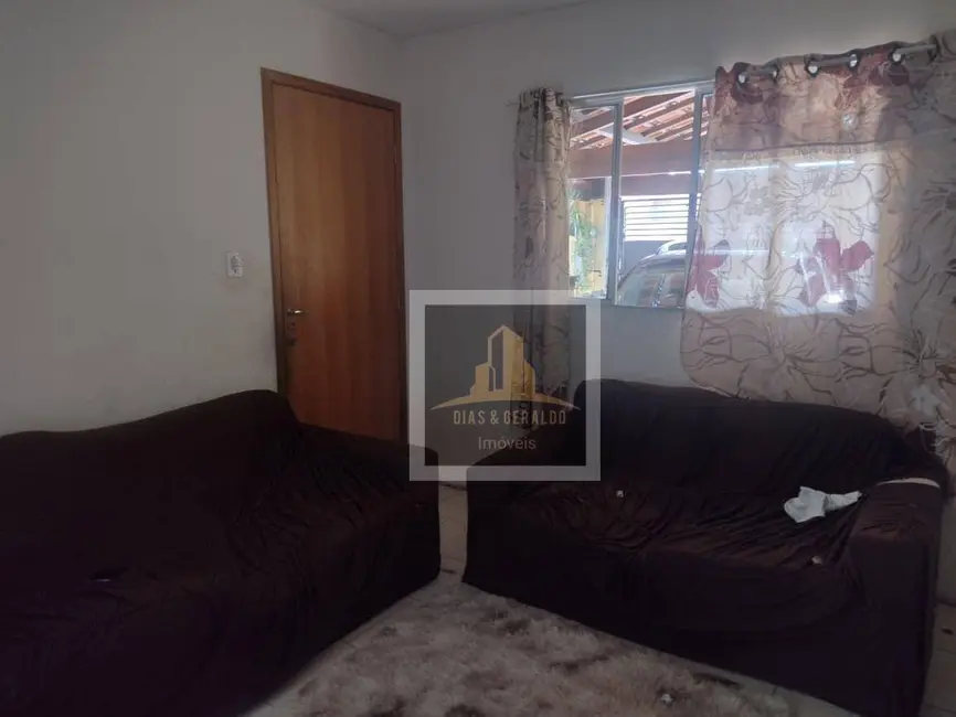 Casa com 2 quartos à venda, 150m2 em Sao Jose Dos Campos - SP - imagem 4 Foto 4 de Casa com 2 quartos à venda, 150m2 em Sao Jose Dos Campos - SP