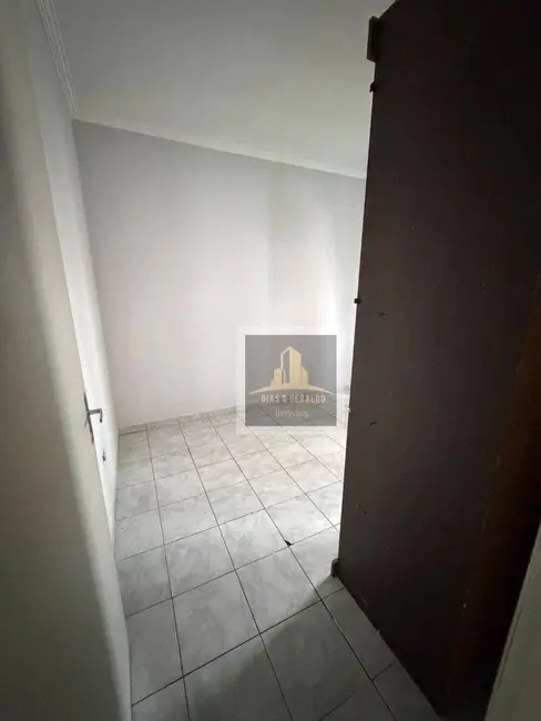 Apartamento com 2 quartos para alugar, 65m2 em Sao Jose Dos Campos - SP - imagem 9 Foto 9 de Apartamento com 2 quartos para alugar, 65m2 em Sao Jose Dos Campos - SP