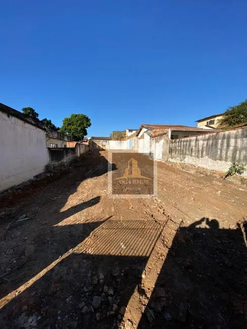 Foto 1 de Terreno / Lote à venda, 400m2 em Sao Jose Dos Campos - SP