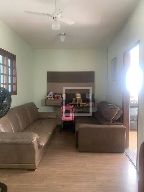 Casa com 4 quartos à venda, 230m2 em Sao Jose Dos Campos - SP - imagem 4 Foto 4 de Casa com 4 quartos à venda, 230m2 em Sao Jose Dos Campos - SP