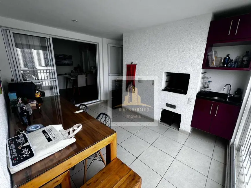 Foto 4 de Apartamento com 2 quartos para alugar, 90m2 em Sao Jose Dos Campos - SP