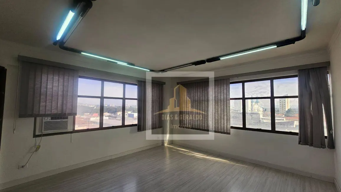 Sala Comercial para alugar, 39m2 em Centro, Jacarei - SP - imagem 4 Foto 4 de Sala Comercial para alugar, 39m2 em Centro, Jacarei - SP