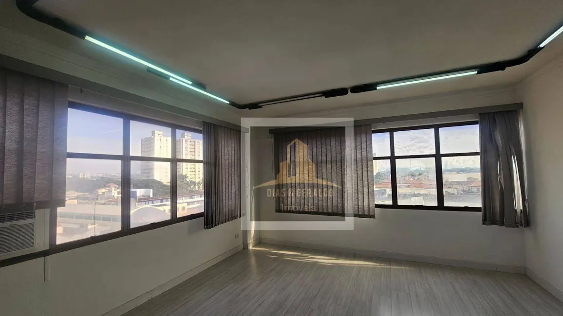 Sala Comercial para alugar, 39m2 em Centro, Jacarei - SP - imagem 6 Foto 6 de Sala Comercial para alugar, 39m2 em Centro, Jacarei - SP