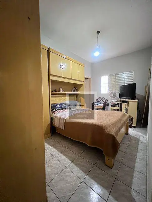 Casa com 4 quartos à venda, 162m2 em Sao Jose Dos Campos - SP - imagem 8 Foto 8 de Casa com 4 quartos à venda, 162m2 em Sao Jose Dos Campos - SP