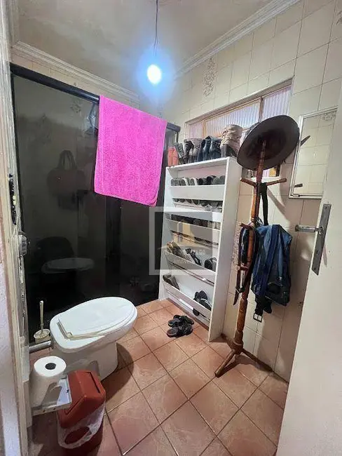 Casa com 4 quartos à venda, 162m2 em Sao Jose Dos Campos - SP - imagem 9 Foto 9 de Casa com 4 quartos à venda, 162m2 em Sao Jose Dos Campos - SP
