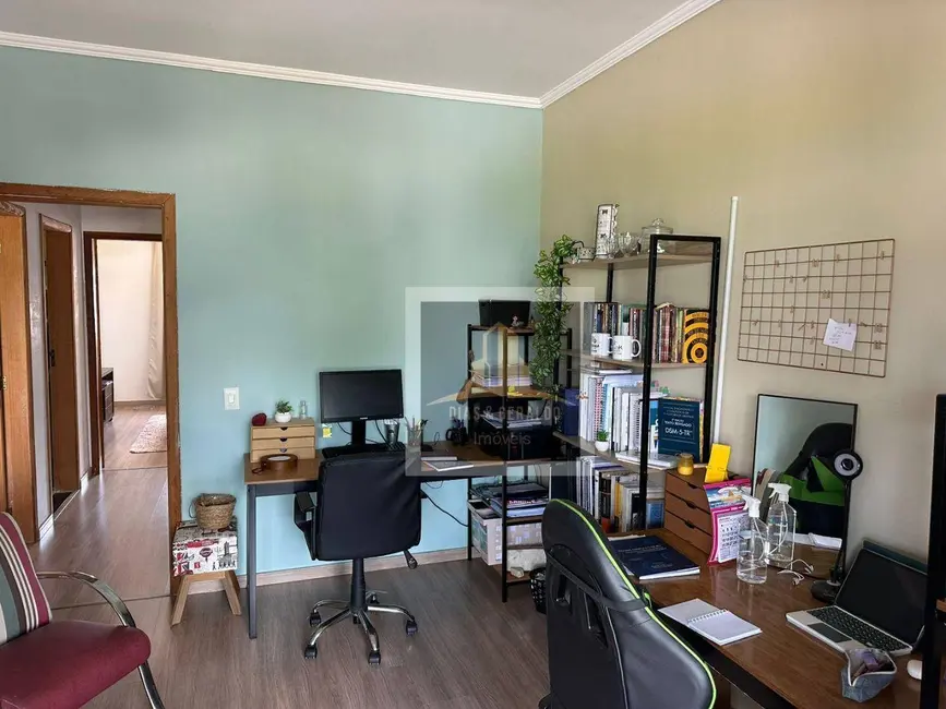 Foto 8 de Sobrado com 3 quartos à venda, 144m2 em Jacarei - SP