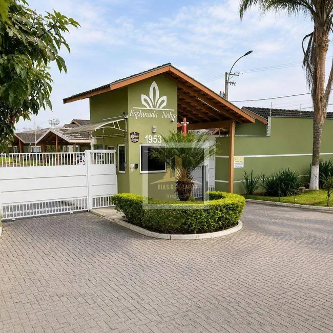 Casa de Condomínio com 3 quartos à venda, 130m2 em Cidade Salvador, Jacarei - SP - imagem 1 Foto 1 de Casa de Condomínio com 3 quartos à venda, 130m2 em Cidade Salvador, Jacarei - SP