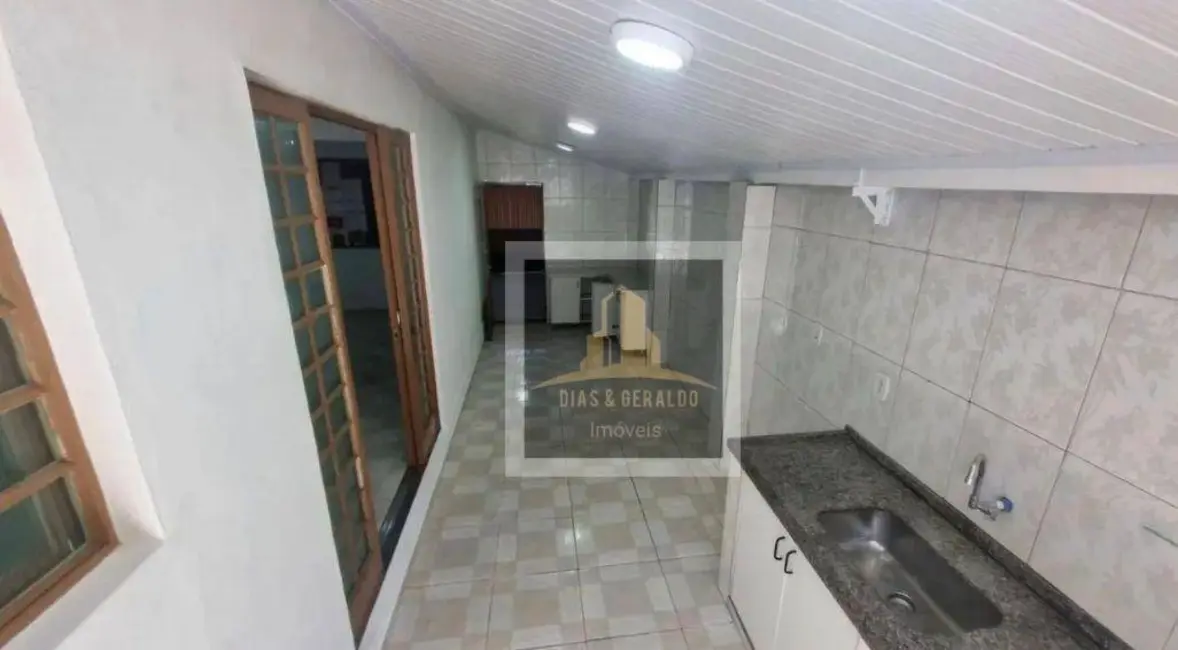 Casa com 3 quartos à venda, 150m2 em Sao Jose Dos Campos - SP - imagem 4 Foto 4 de Casa com 3 quartos à venda, 150m2 em Sao Jose Dos Campos - SP