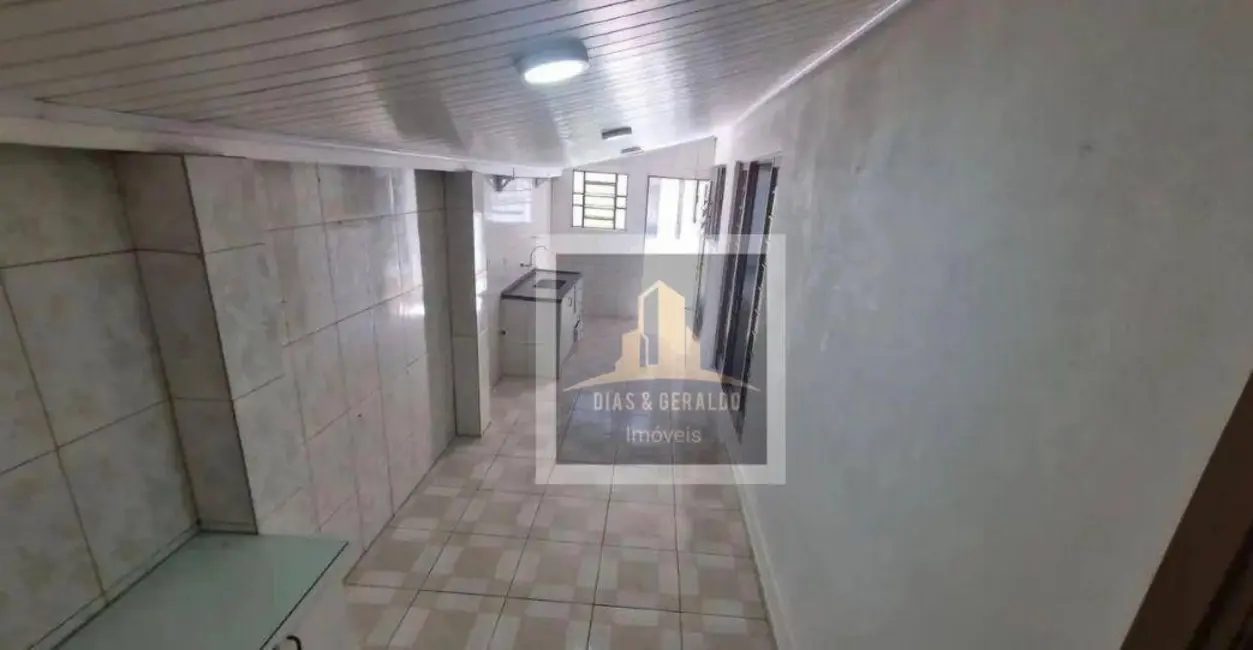 Casa com 3 quartos à venda, 150m2 em Sao Jose Dos Campos - SP - imagem 3 Foto 3 de Casa com 3 quartos à venda, 150m2 em Sao Jose Dos Campos - SP