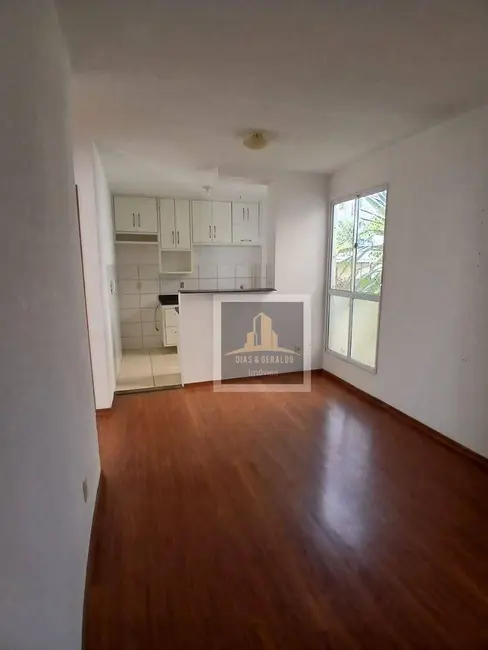 Foto 3 de Apartamento com 2 quartos para alugar, 42m2 em Sao Jose Dos Campos - SP