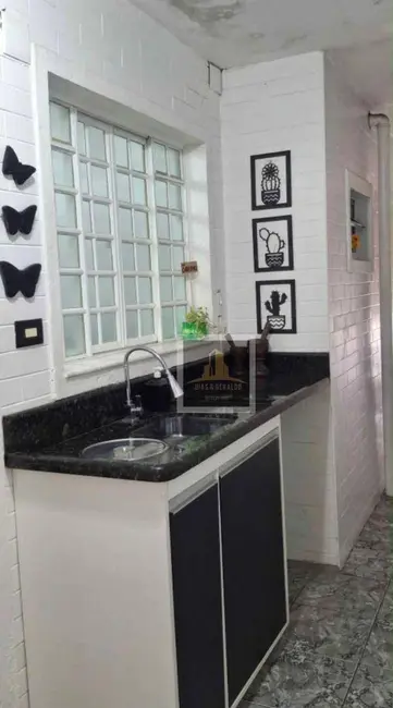Foto 4 de Sobrado com 3 quartos à venda e para alugar, 150m2 em Sao Jose Dos Campos - SP