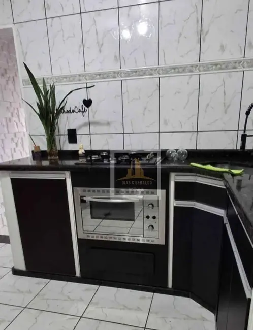 Foto 3 de Sobrado com 3 quartos à venda e para alugar, 150m2 em Sao Jose Dos Campos - SP