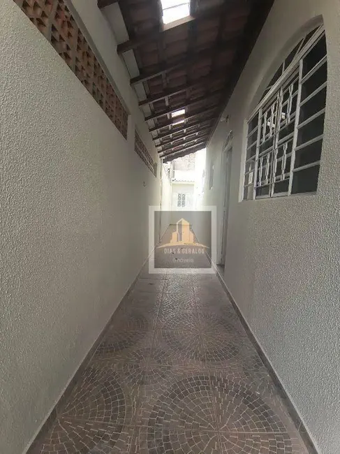 Foto 9 de Sobrado com 4 quartos à venda, 137m2 em Sao Jose Dos Campos - SP