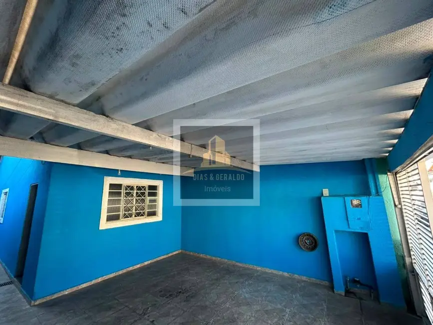 Casa com 3 quartos à venda, 128m2 em Sao Jose Dos Campos - SP - imagem 3 Foto 3 de Casa com 3 quartos à venda, 128m2 em Sao Jose Dos Campos - SP
