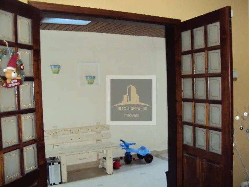 Foto 8 de Sobrado com 3 quartos à venda, 157m2 em Vila Formosa, Jacarei - SP