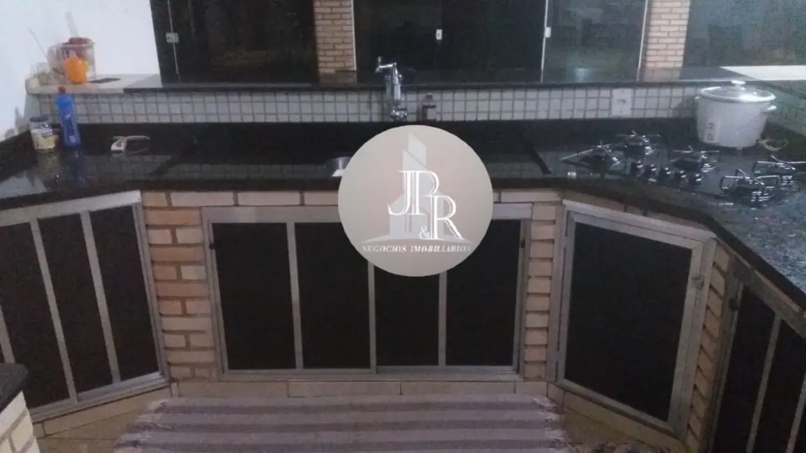 Chácara com 4 quartos à venda, 250m2 em Jardim Sumaré, Aracatuba - SP - imagem 5 Foto 5 de Chácara com 4 quartos à venda, 250m2 em Jardim Sumaré, Aracatuba - SP