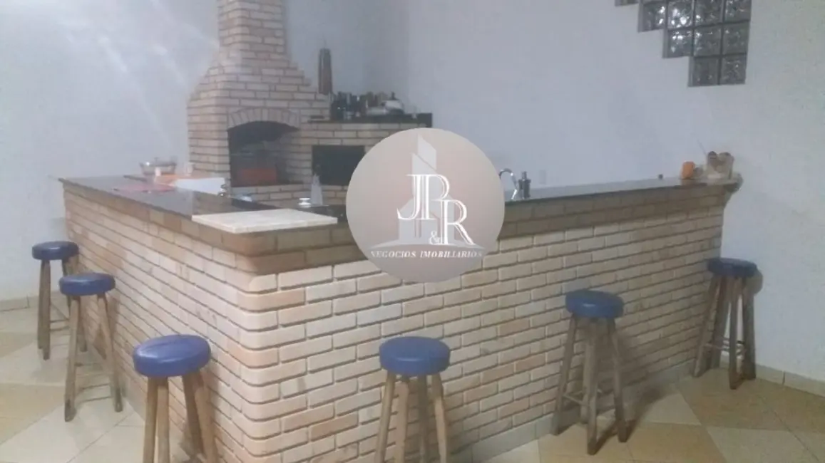 Chácara com 4 quartos à venda, 250m2 em Jardim Sumaré, Aracatuba - SP - imagem 8 Foto 8 de Chácara com 4 quartos à venda, 250m2 em Jardim Sumaré, Aracatuba - SP