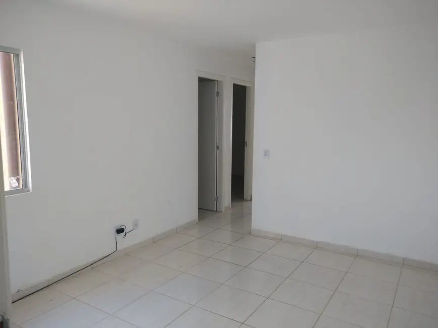 Foto 4 de Apartamento com 2 quartos para alugar, 60m2 em Jardim Tatiana, Sorocaba - SP