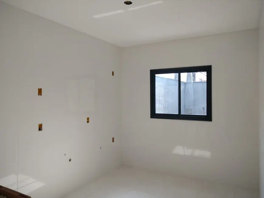 Casa com 2 quartos à venda, 70m2 em Jardim Simus, Sorocaba - SP - imagem 3 Foto 3 de Casa com 2 quartos à venda, 70m2 em Jardim Simus, Sorocaba - SP