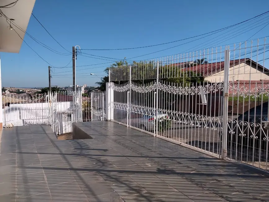 Foto 3 de Casa com 4 quartos para alugar, 210m2 em Jardim Simus, Sorocaba - SP