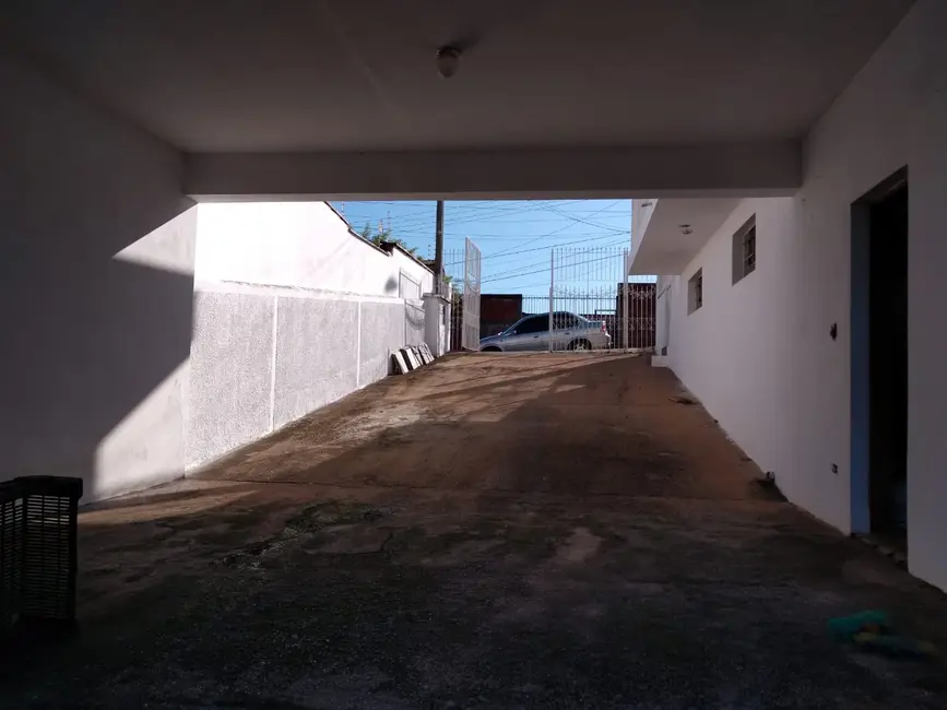 Foto 4 de Casa com 4 quartos para alugar, 210m2 em Jardim Simus, Sorocaba - SP