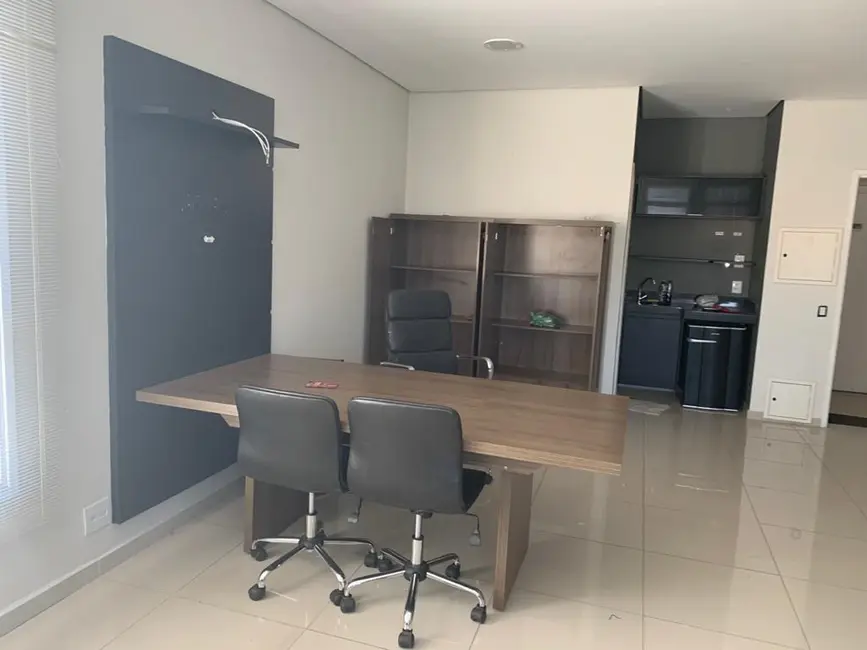 Foto 2 de Sala Comercial para alugar, 40m2 em Boa Vista, Sorocaba - SP