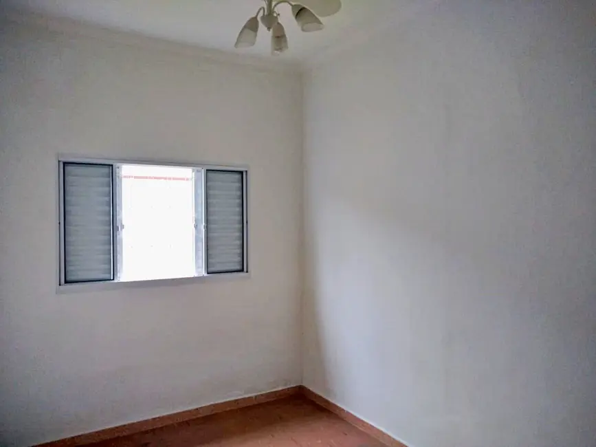 Casa com 3 quartos à venda, 130m2 em Jardim Santa Rosália, Sorocaba - SP - imagem 5 Foto 5 de Casa com 3 quartos à venda, 130m2 em Jardim Santa Rosália, Sorocaba - SP
