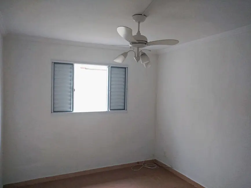 Casa com 3 quartos à venda, 130m2 em Jardim Santa Rosália, Sorocaba - SP - imagem 4 Foto 4 de Casa com 3 quartos à venda, 130m2 em Jardim Santa Rosália, Sorocaba - SP