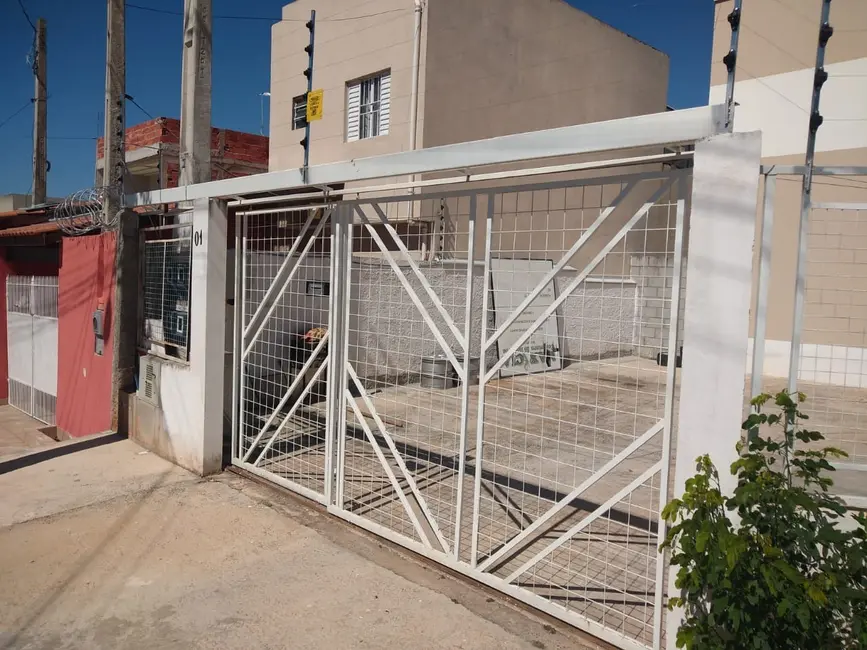 Casa com 2 quartos à venda, 55m2 em Parque São Bento, Sorocaba - SP - imagem 2 Foto 2 de Casa com 2 quartos à venda, 55m2 em Parque São Bento, Sorocaba - SP