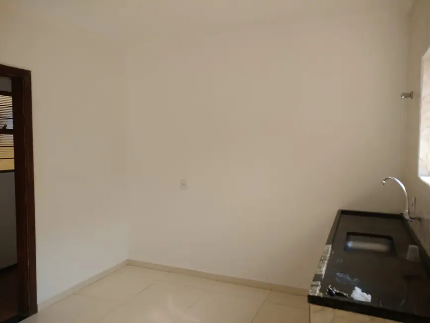 Casa com 2 quartos para alugar, 180m2 em Vila Jardini, Sorocaba - SP - imagem 8 Foto 8 de Casa com 2 quartos para alugar, 180m2 em Vila Jardini, Sorocaba - SP