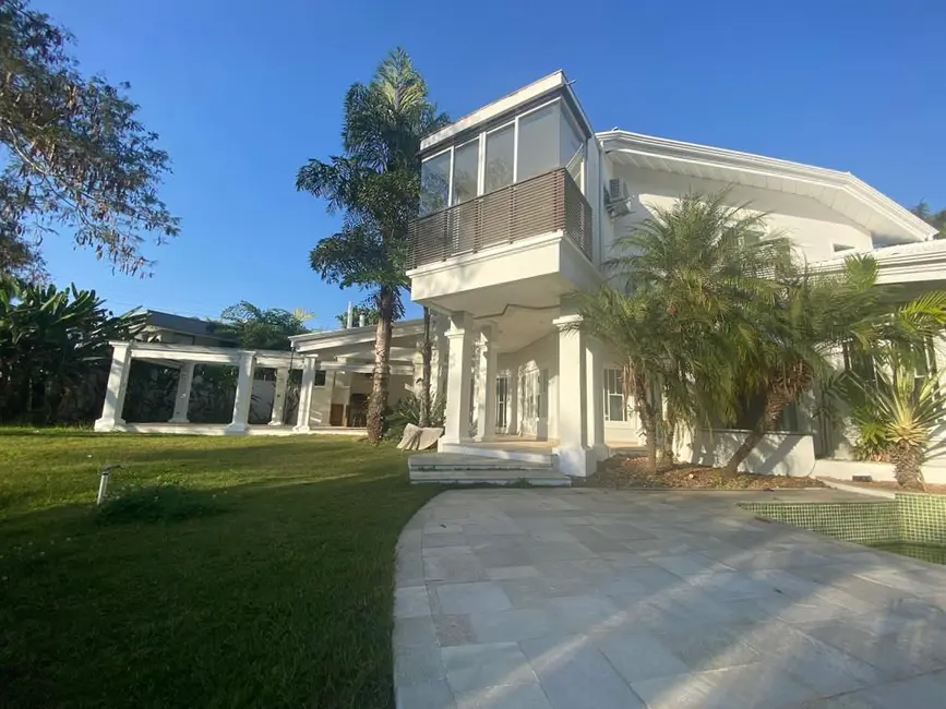 Foto 4 de Casa de Condomínio com 3 quartos para alugar, 1200m2 em Tamboré, Santana De Parnaiba - SP