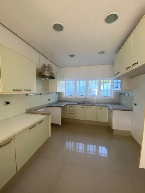 Foto 9 de Casa de Condomínio com 3 quartos para alugar, 1200m2 em Tamboré, Santana De Parnaiba - SP