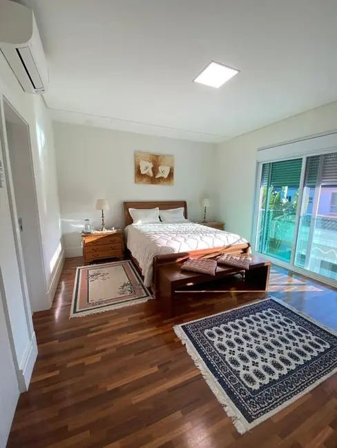 Foto 6 de Casa de Condomínio com 4 quartos à venda, 450m2 em Santana De Parnaiba - SP