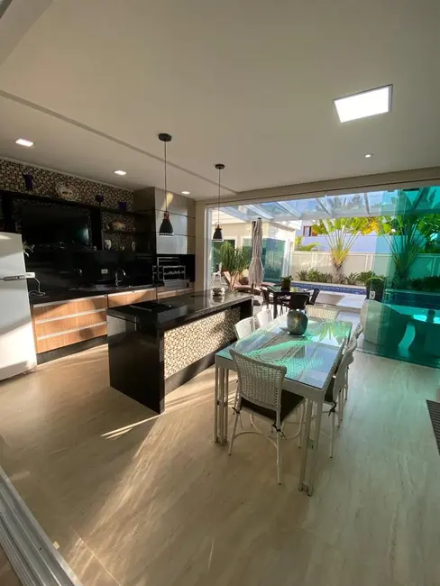 Foto 9 de Casa de Condomínio com 4 quartos à venda, 450m2 em Santana De Parnaiba - SP